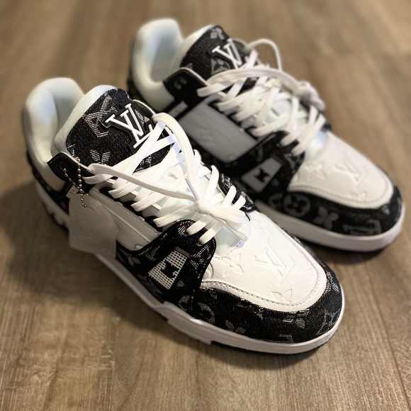 Louis Vuitton Black and White Sneakers - Picture 1 of 7